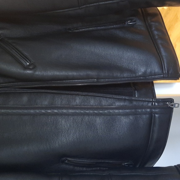 Like New Andrew Marc Faux Shearling Leather Moto Jacket - Picture 6 of 11